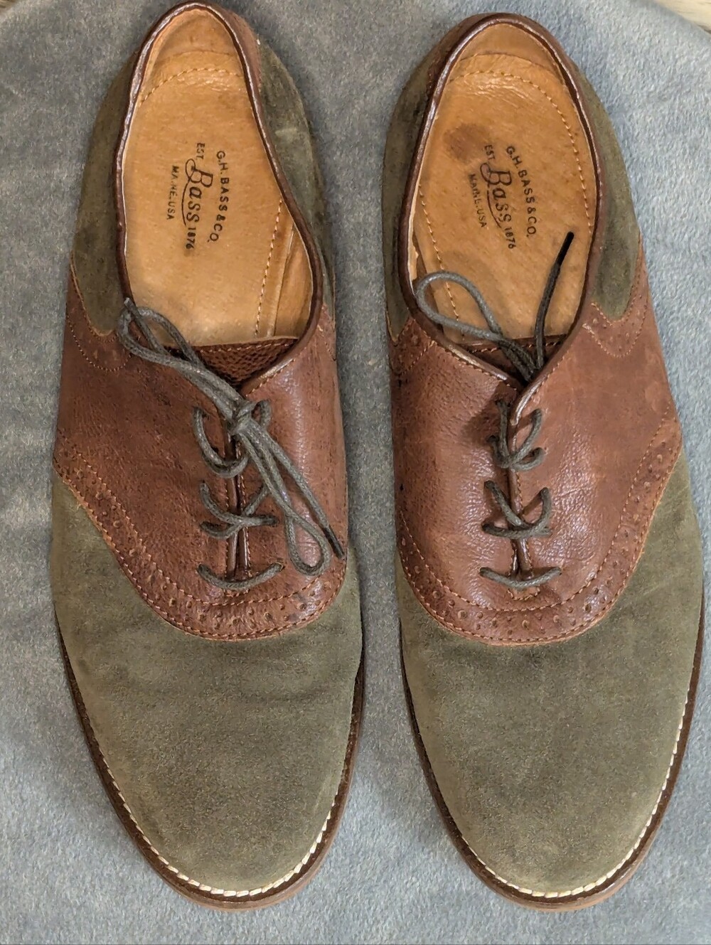 G.H. Bass & Co. Olive Suede and Brown Leather Saddle Shoes Oxfords Size 9